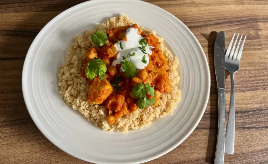 Tagine z kurczakiem - jak ugotować aromatyczne danie w domu