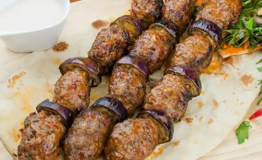 Kofta libańska - jak zrobić soczystą i pełną smaku?