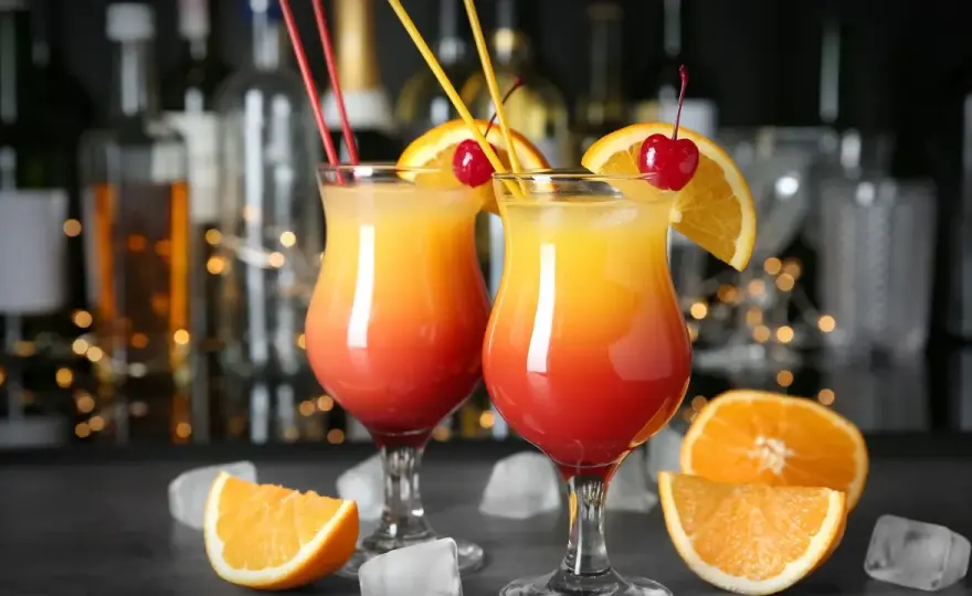 Domowe drinki - Proste przepisy, sprzęt i idealny smak