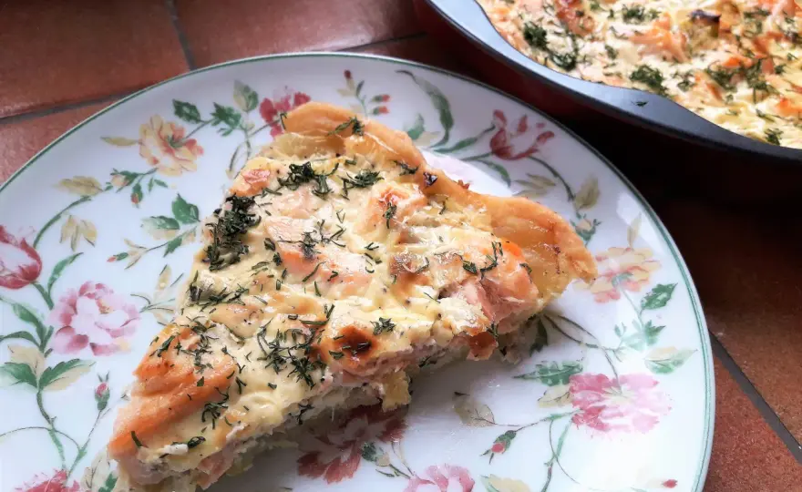 Tarta z łososiem i porem - przepis, który zawsze wychodzi