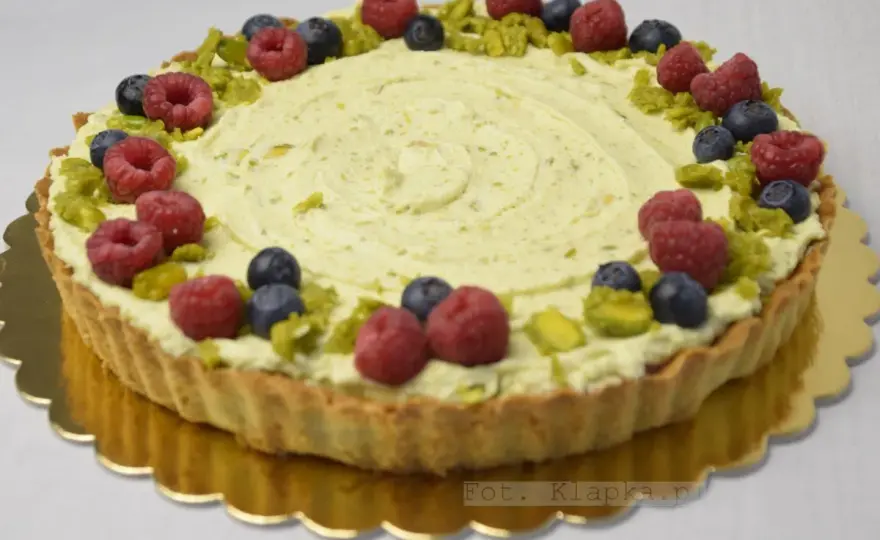 Tarta pistacjowa z białą czekoladą - Przepis idealny